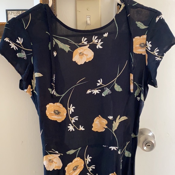 UO new rayon midi floral dress - Picture 4 of 4